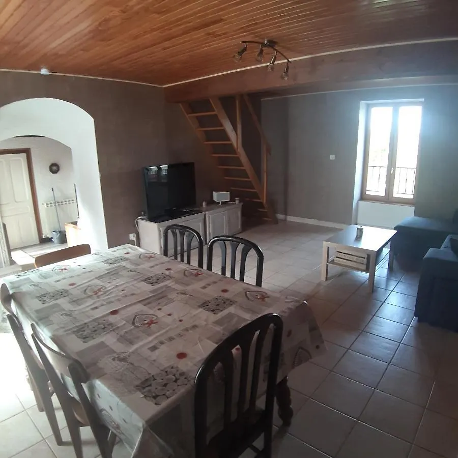 Chez Grand-Mere Le Monteil